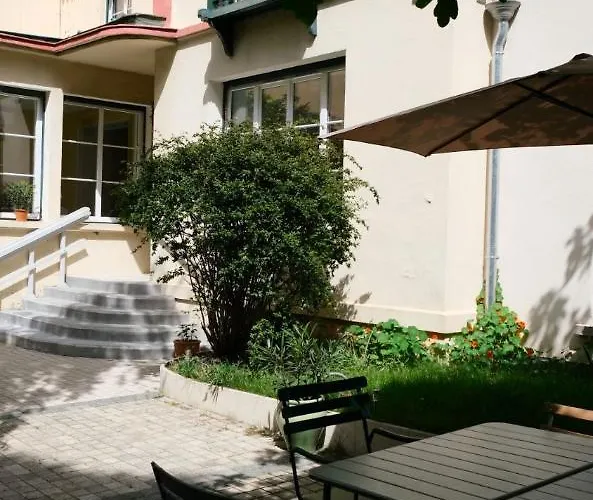 La Chorier Гостьовий будинок 3*